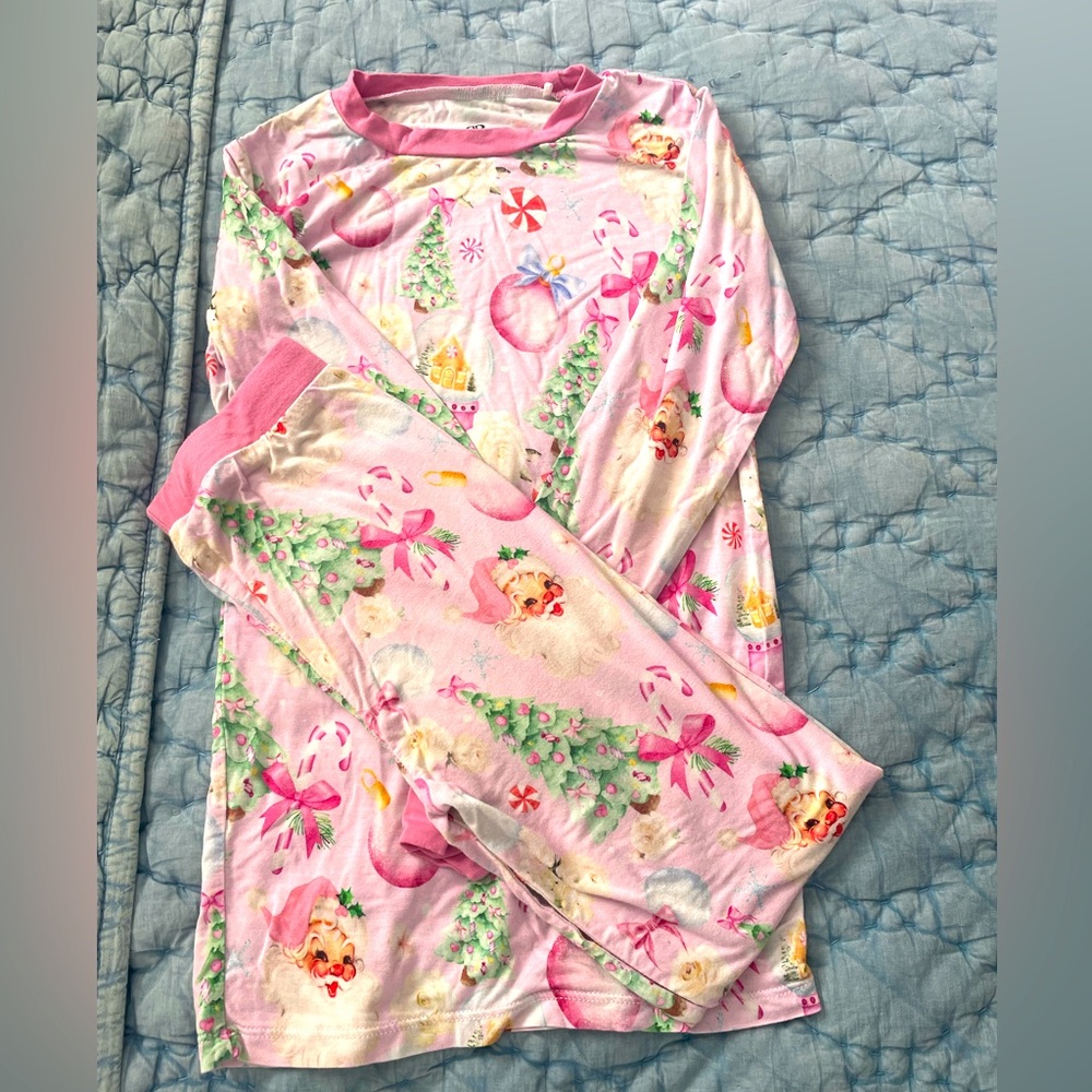 Bums & Roses, Size 7/8 “Merry Little Pinkmas” girls long-sleeved pajamas.